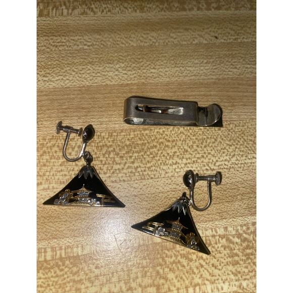 Vintage Chinese Inlay Screwback Earrings, Tie Clip Matching - Picture 7 of 7